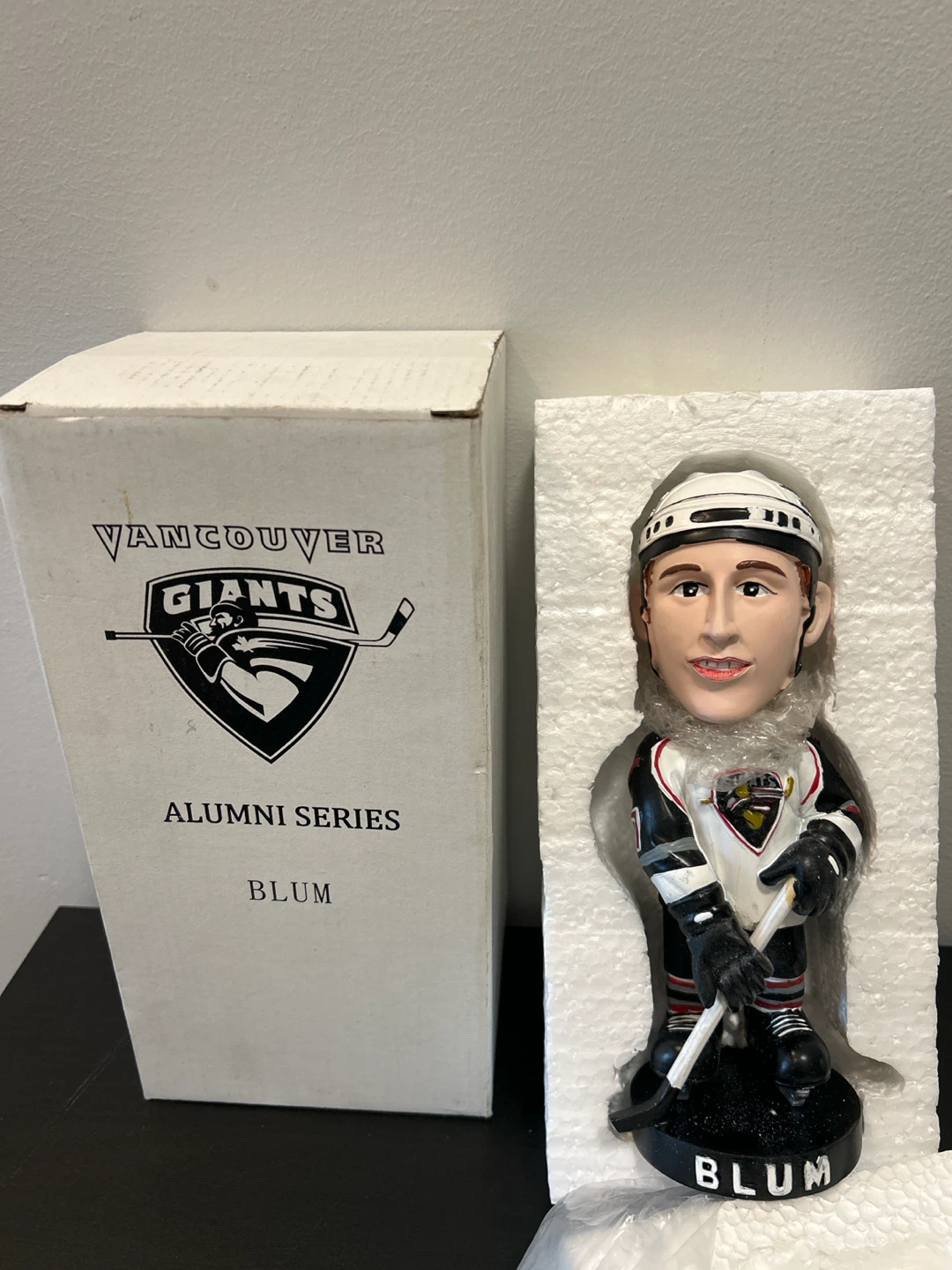 Vancouver Giants Alumni Series Blum Bobblehead - photo 4