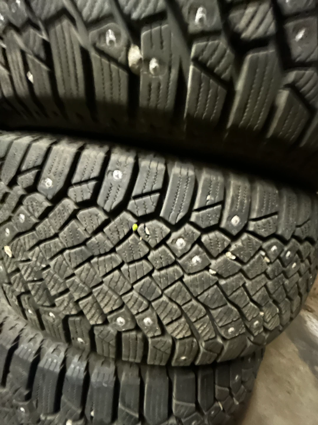 Set of 4 Winter Studded Tires 205 55 16 - photo 4