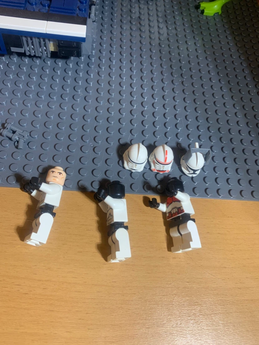 LEGO STAR WARS CLONE MINIFIG SALE - photo 2