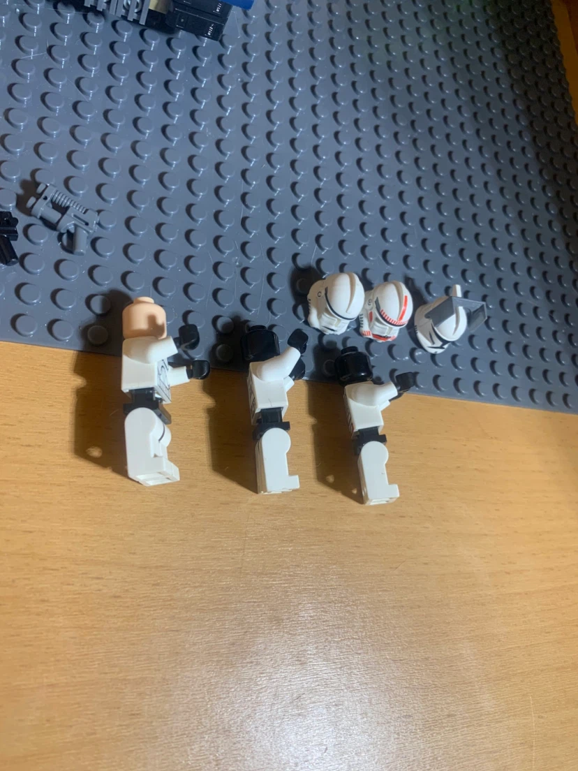 LEGO STAR WARS CLONE MINIFIG SALE - photo 3