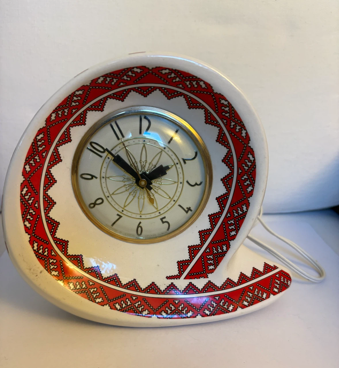 Vintage Ukrainian Pattern Ceramic Clock With Lanshire Movement