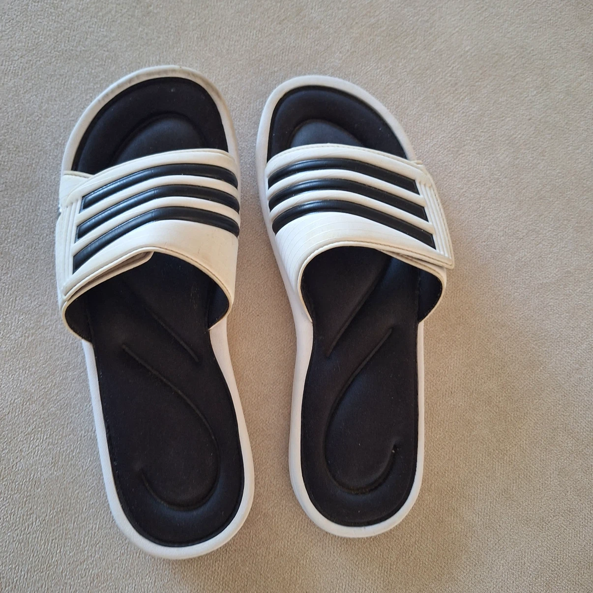 Adidas Slide Sandals - White and Black - US Size 9