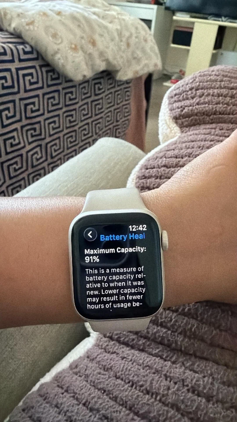 Apple Watch SE 2 - photo 2