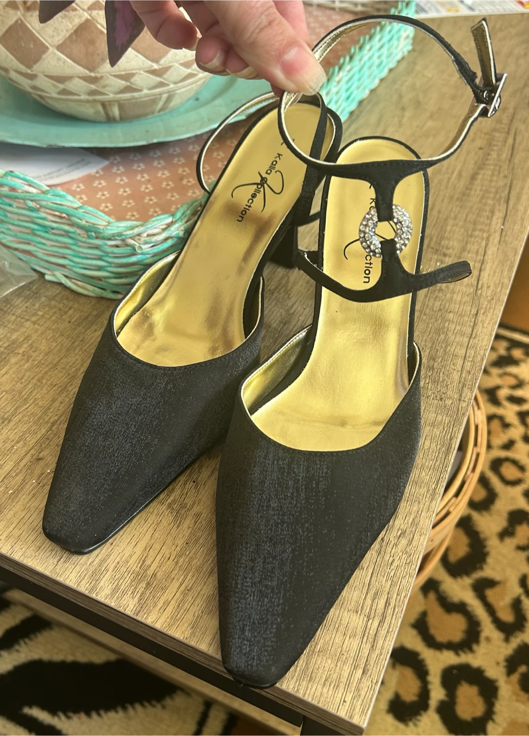 Vintage Kalla Collection Black Satin Evening Heels - Size 7.5 - photo 2