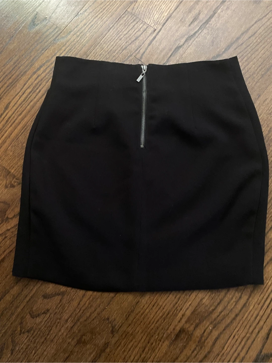 Guess Black Studded Mini Skirt, Size 8 Medium - photo 2