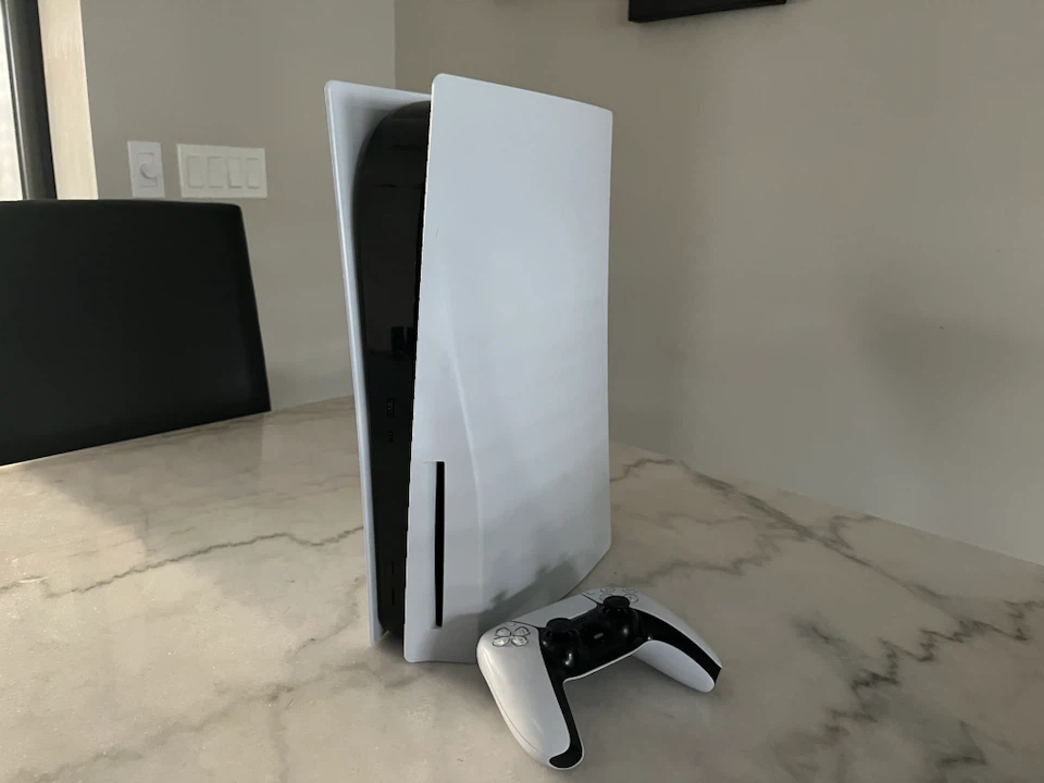PlayStation 5 Console + Controller