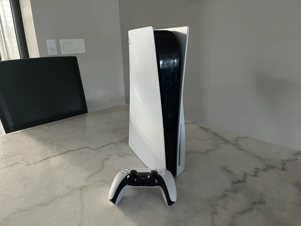PlayStation 5 Console + Controller - photo 2