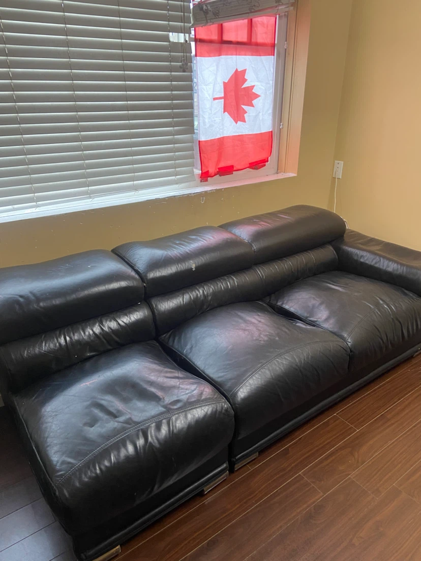 Black Leather Three-Seater Sofa - photo 2