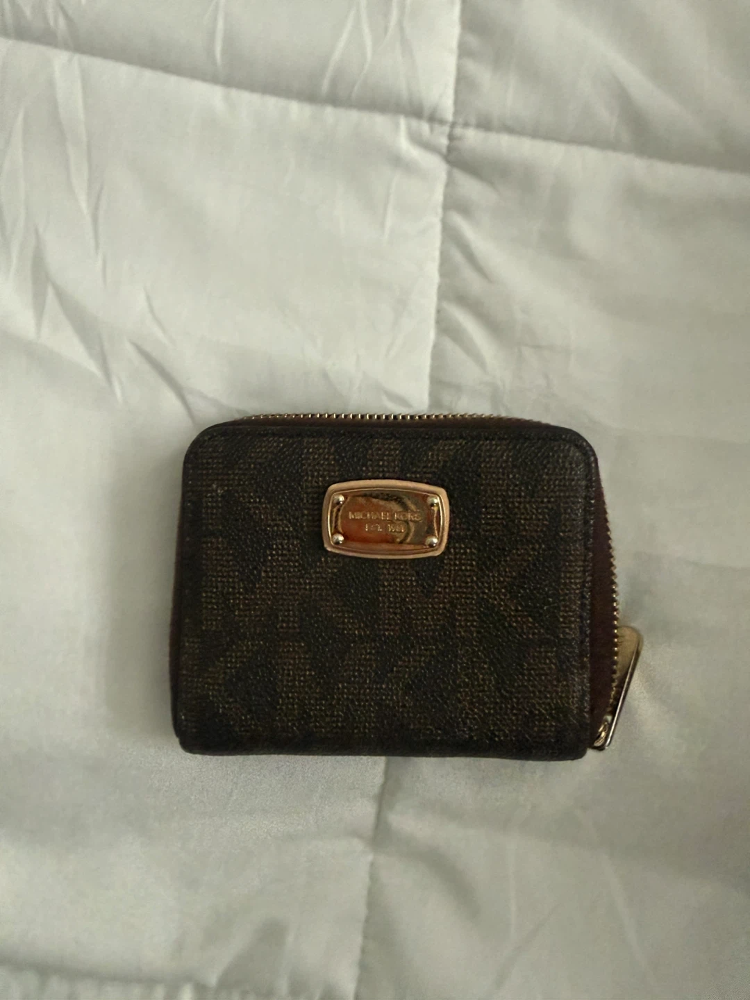 Michael Kors Small Zip Wallet