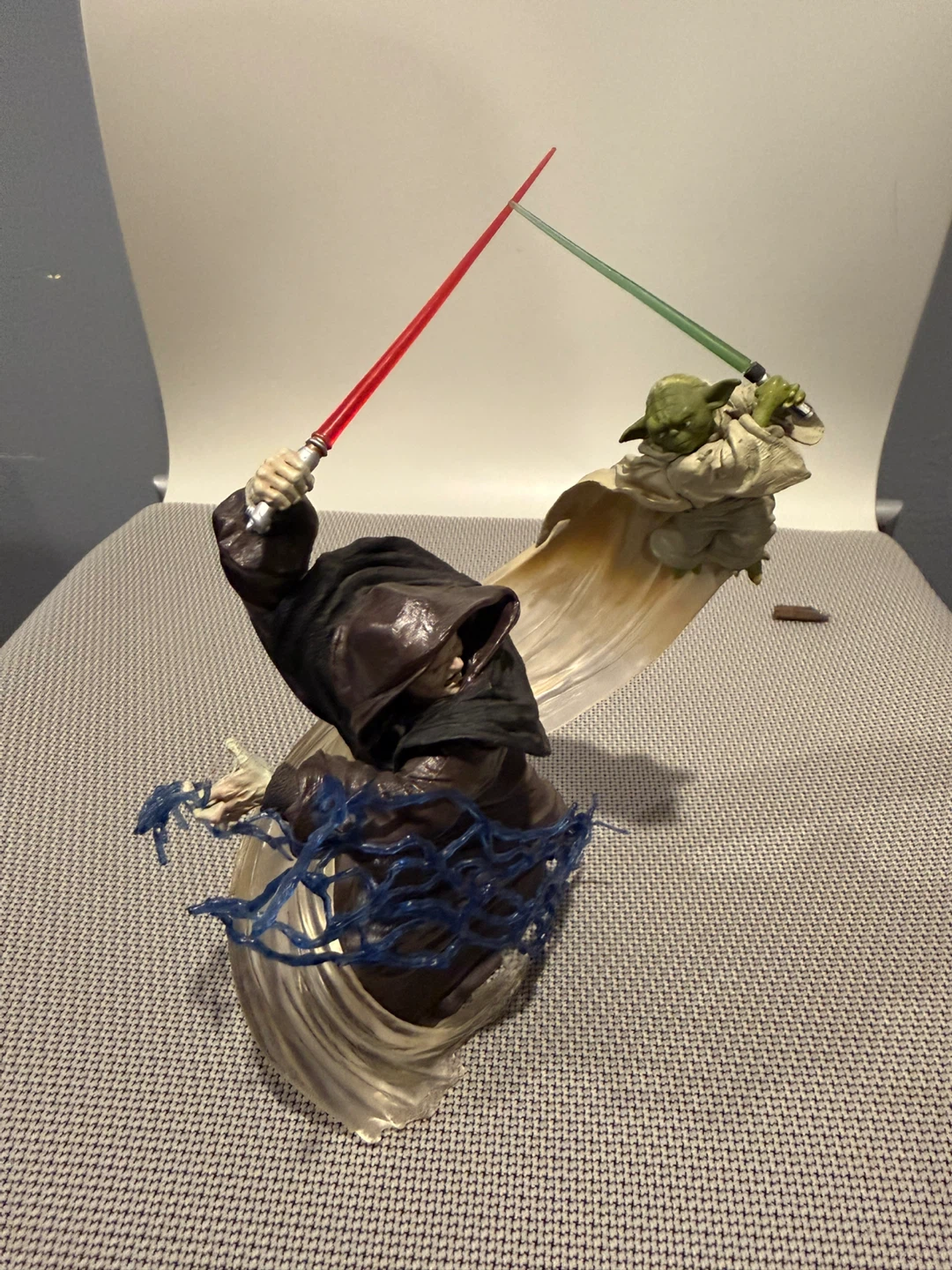 Star Wars Yoda and Emperor Palpatine Figure - photo 3