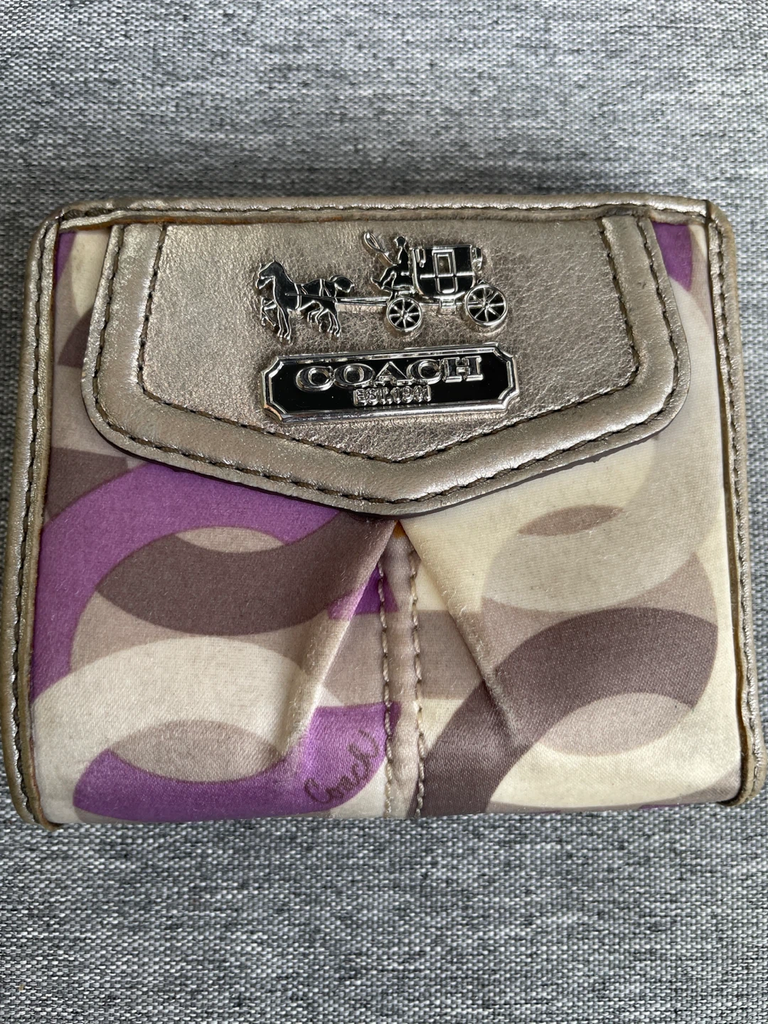 Vintage coach bifold wallet