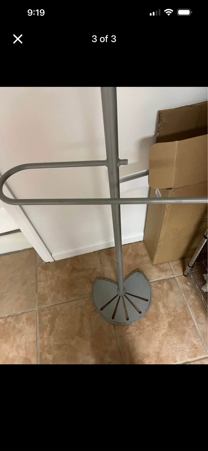 Metal Valet Clothing Stand - photo 3
