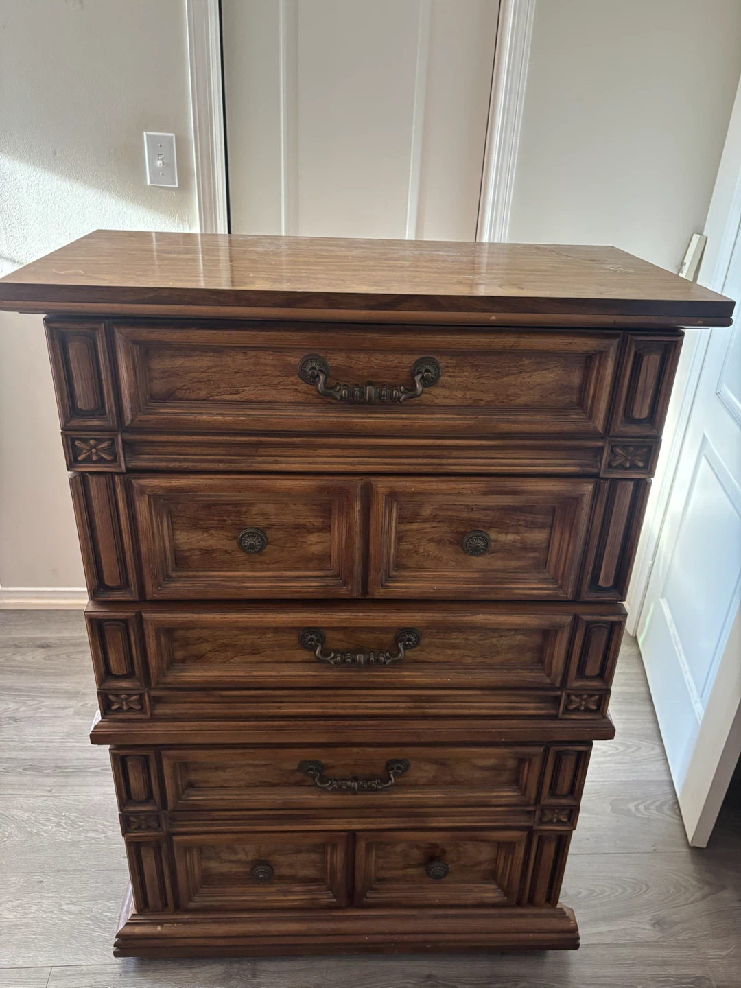 Wooden 5-Drawer Dresser