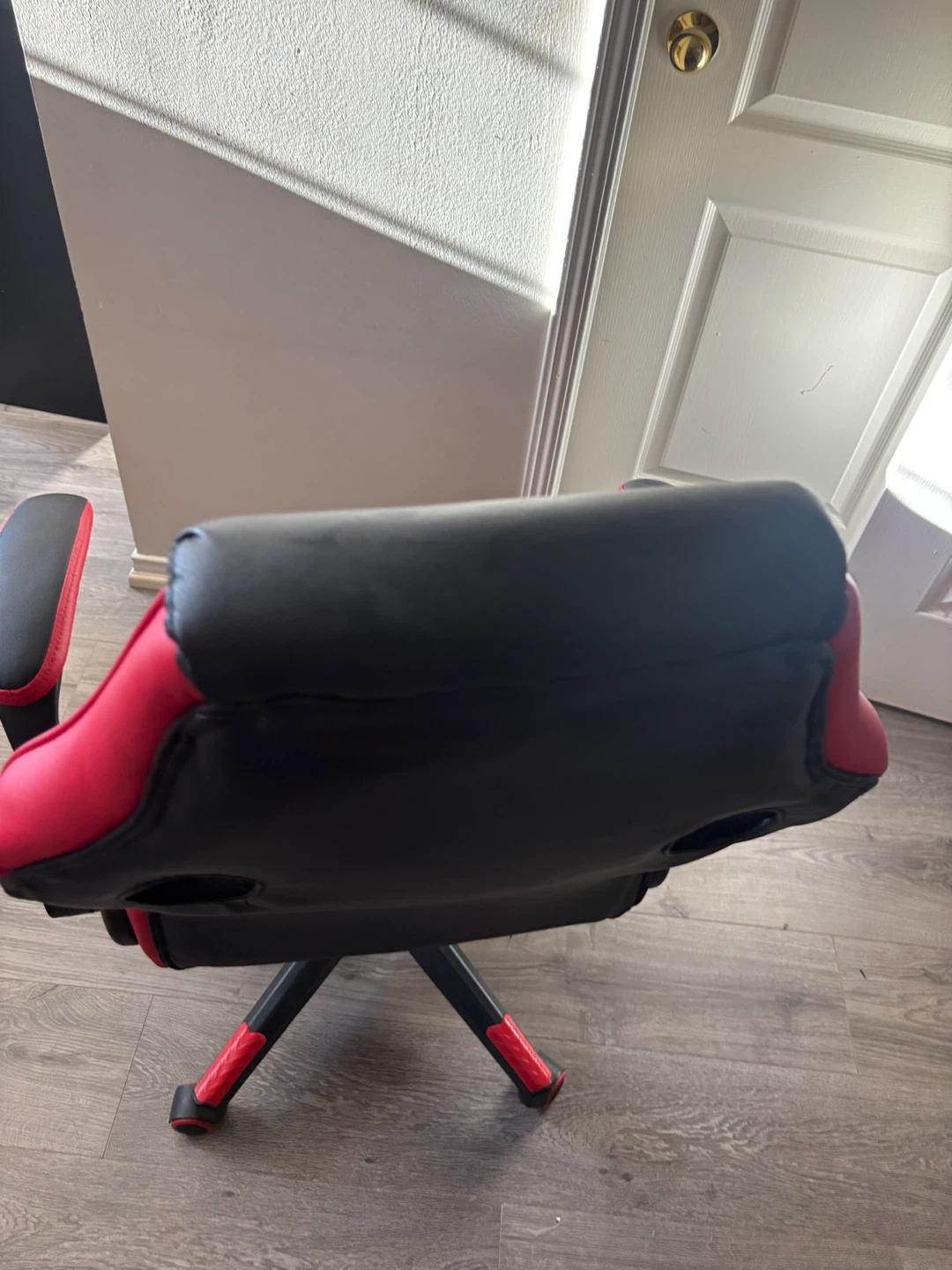 Red and black gaming chair - photo 4