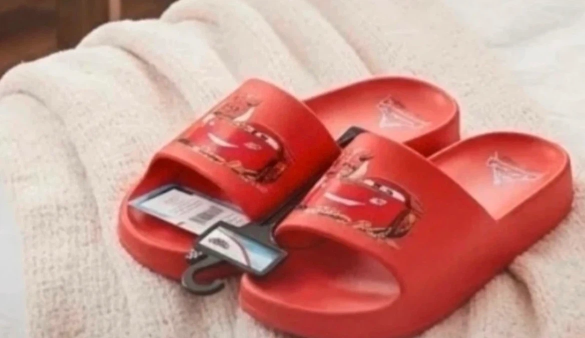 Disney Pixar Cars Lightning McQueen Slides size 9 men’s - photo 2