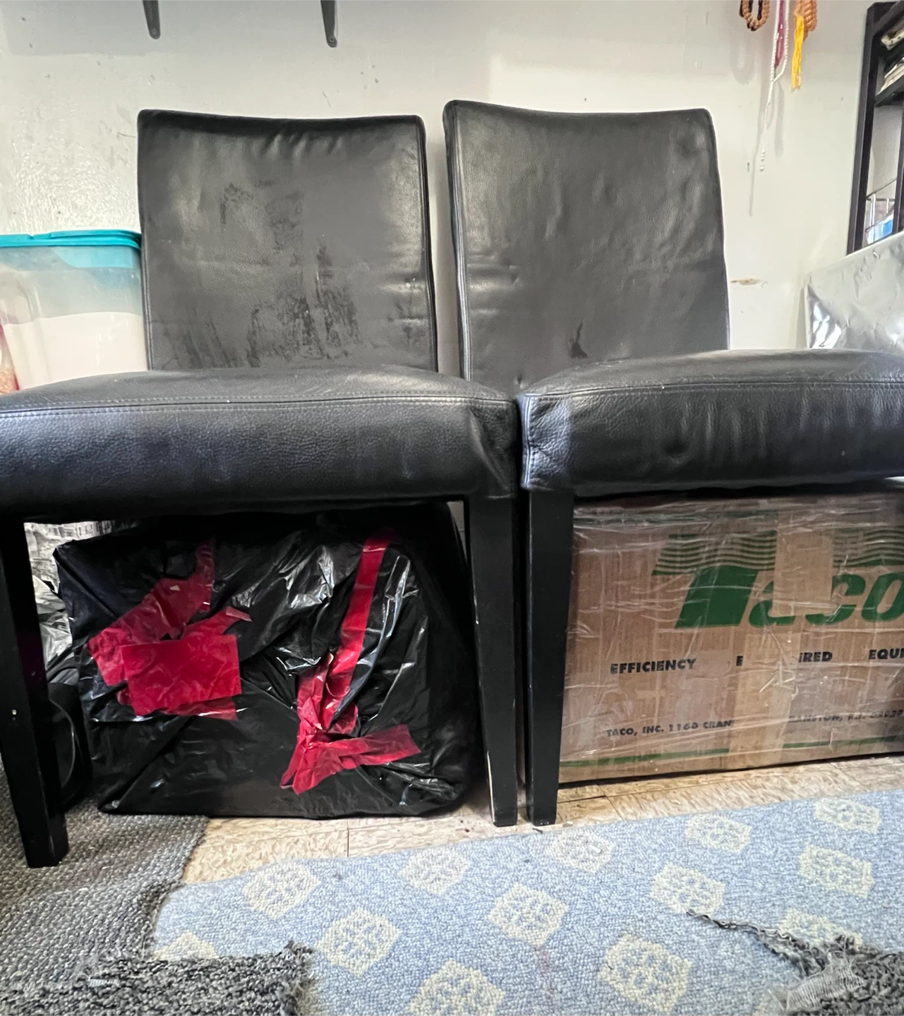 Set of 2 Black Faux Leather Dining Chairs - photo 3