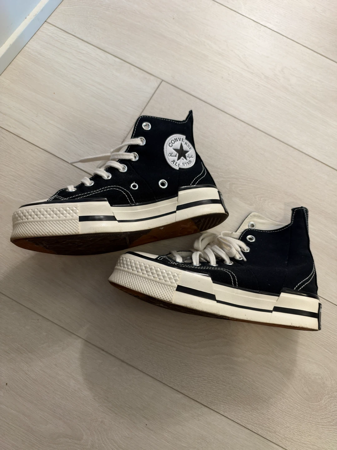Converse Chuck Taylor All Star Black High Tops