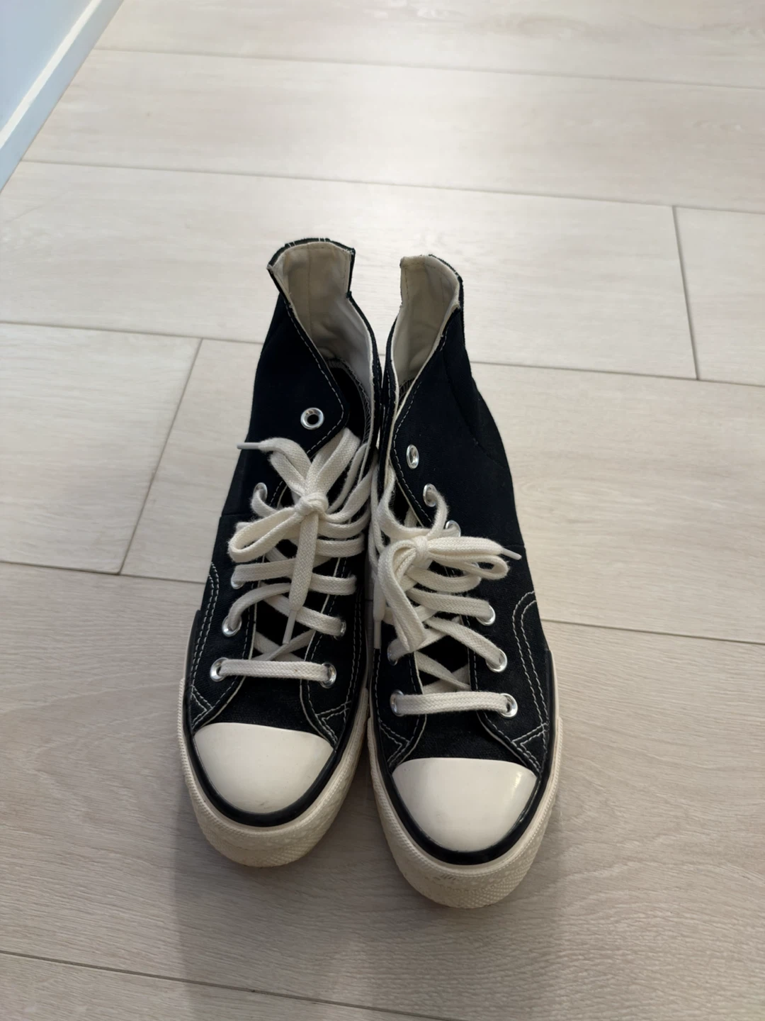 Converse Chuck Taylor All Star Black High Tops - photo 2