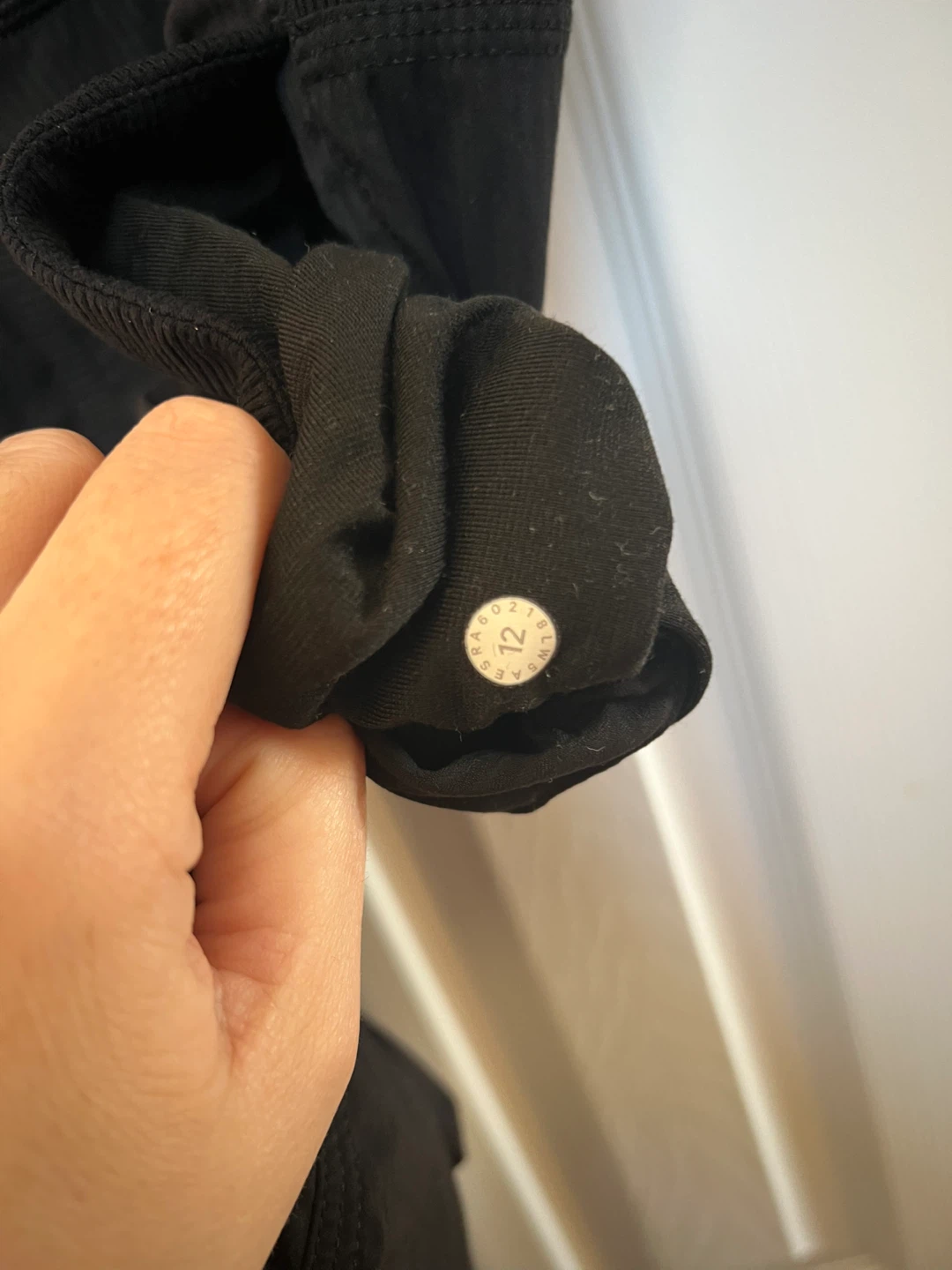 Size 12 black lulu dance studio pants - photo 4