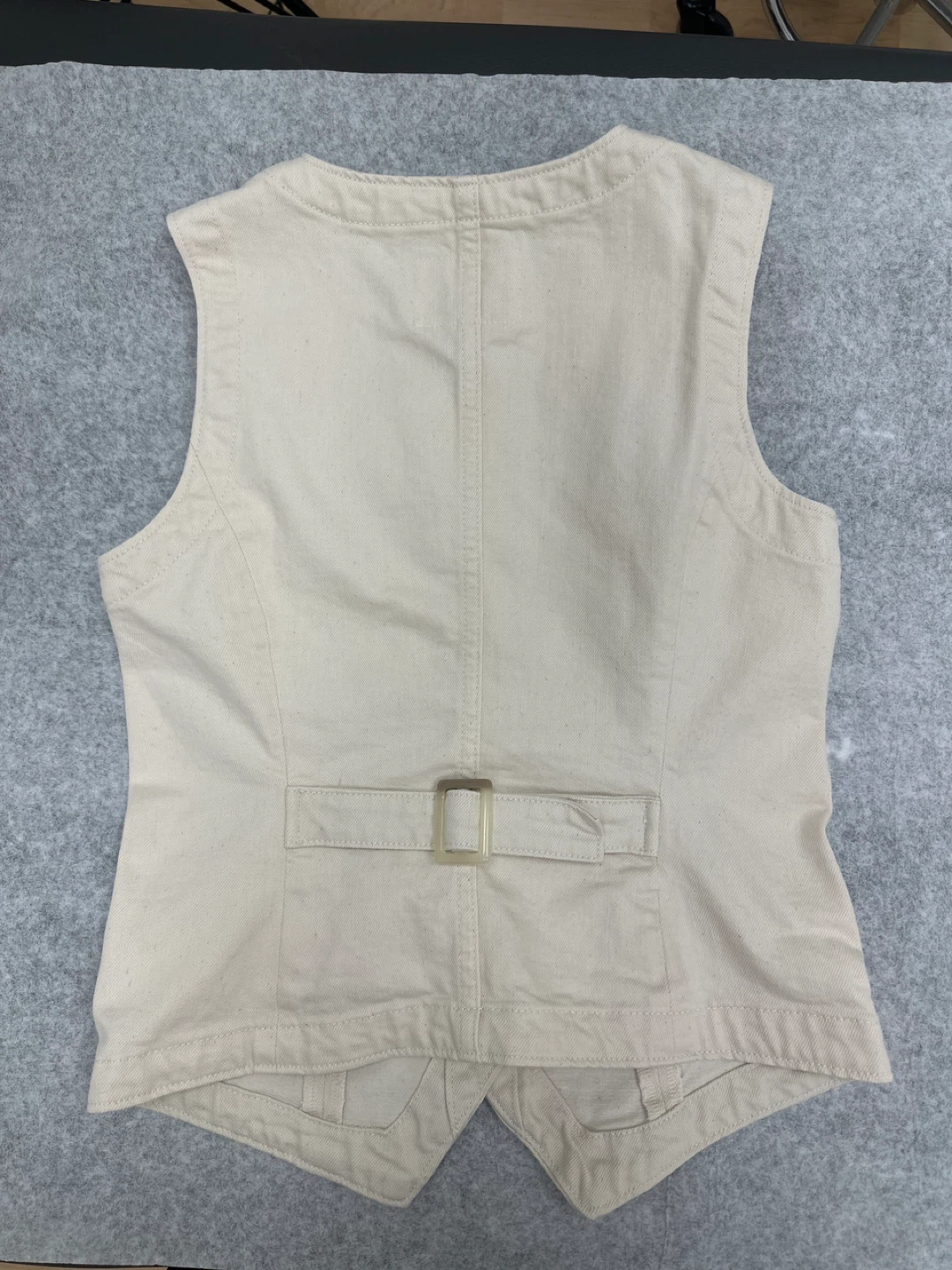 Banana Republic Cream Cotton Vest - photo 2