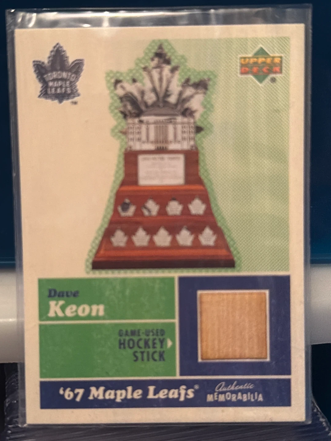Upper Deck Dave Keon Game-Used Hockey Stick Card