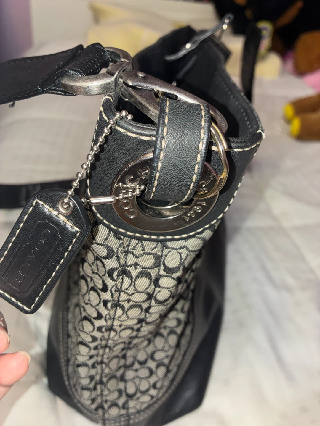Coach Signature Hobo Bag Black - photo 4