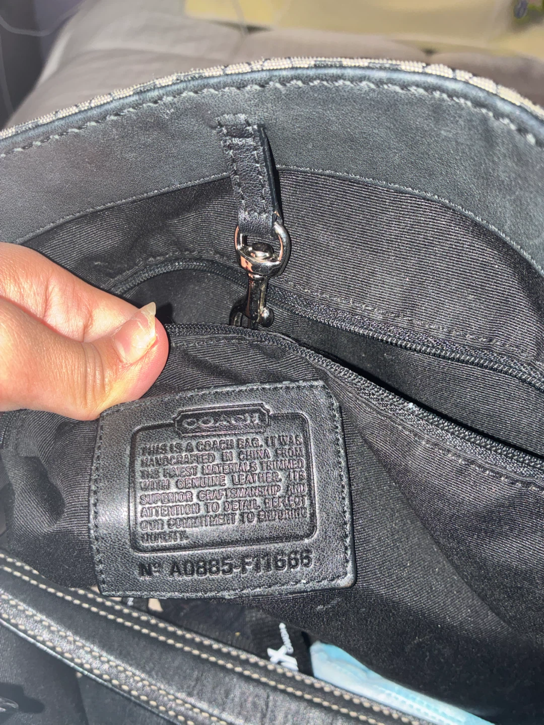 Coach Signature Hobo Bag Black - photo 5