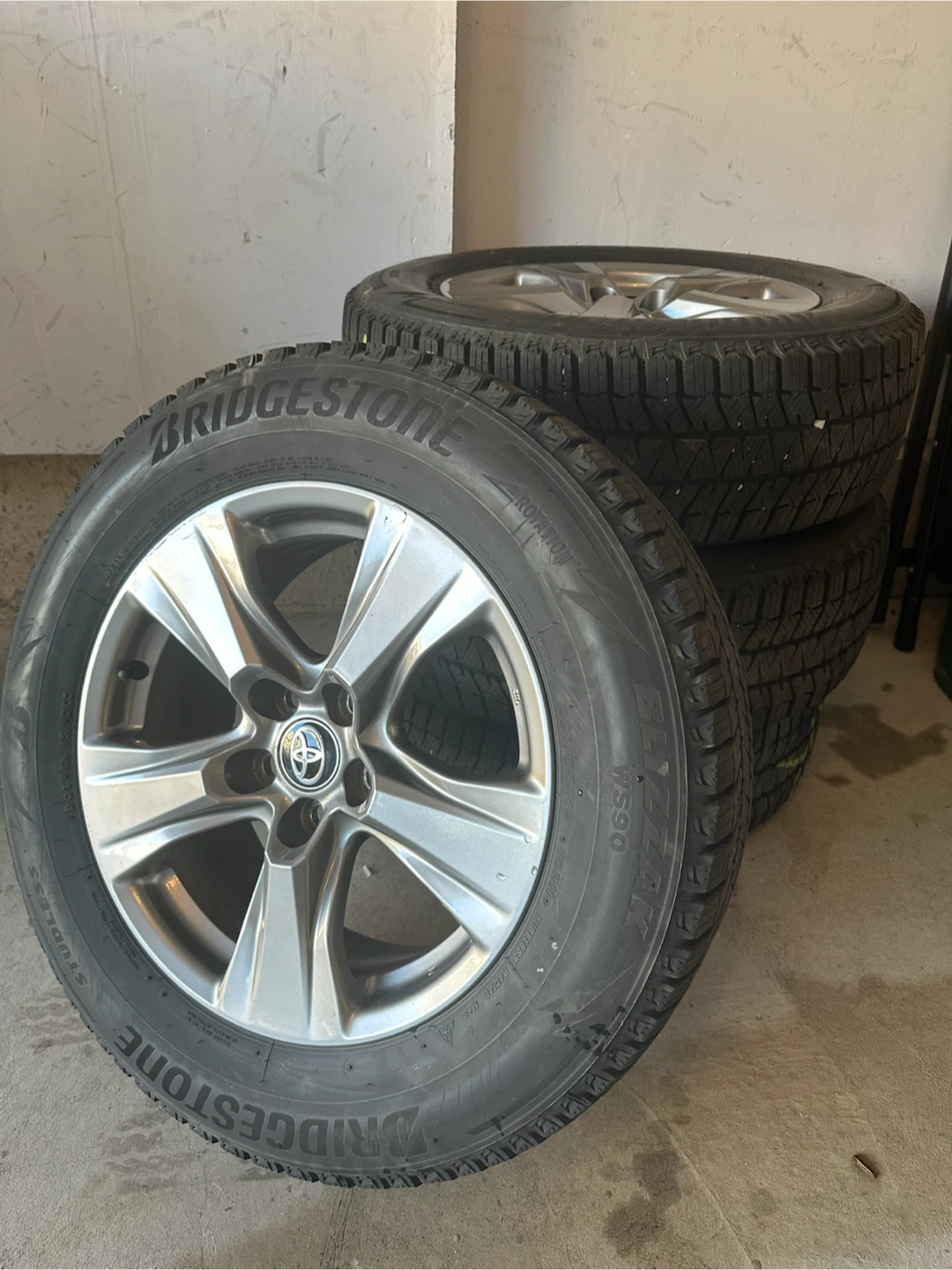 2024 Toyota RAV4 Winter Tires + Alloy Rims | Bridgestone