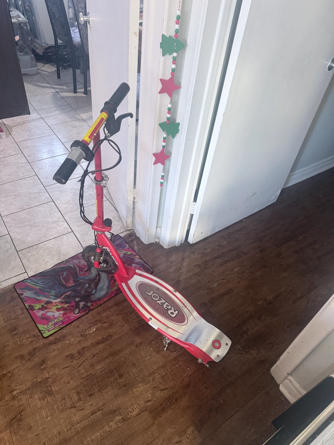 Red Razor Electric Scooter - photo 2
