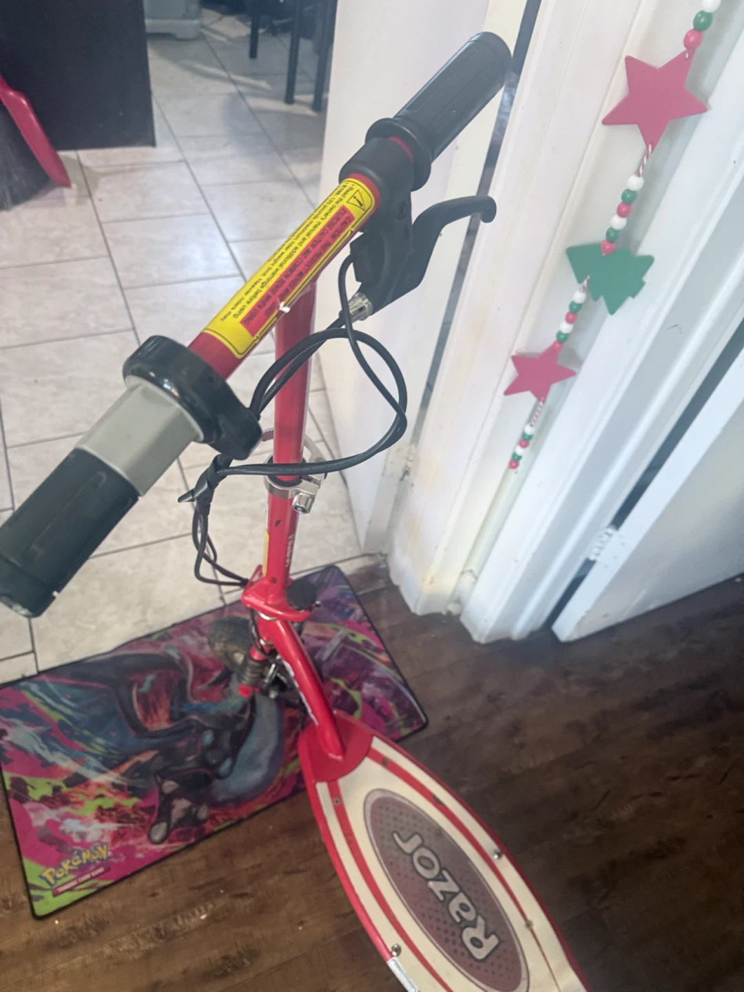 Red Razor Electric Scooter - photo 4