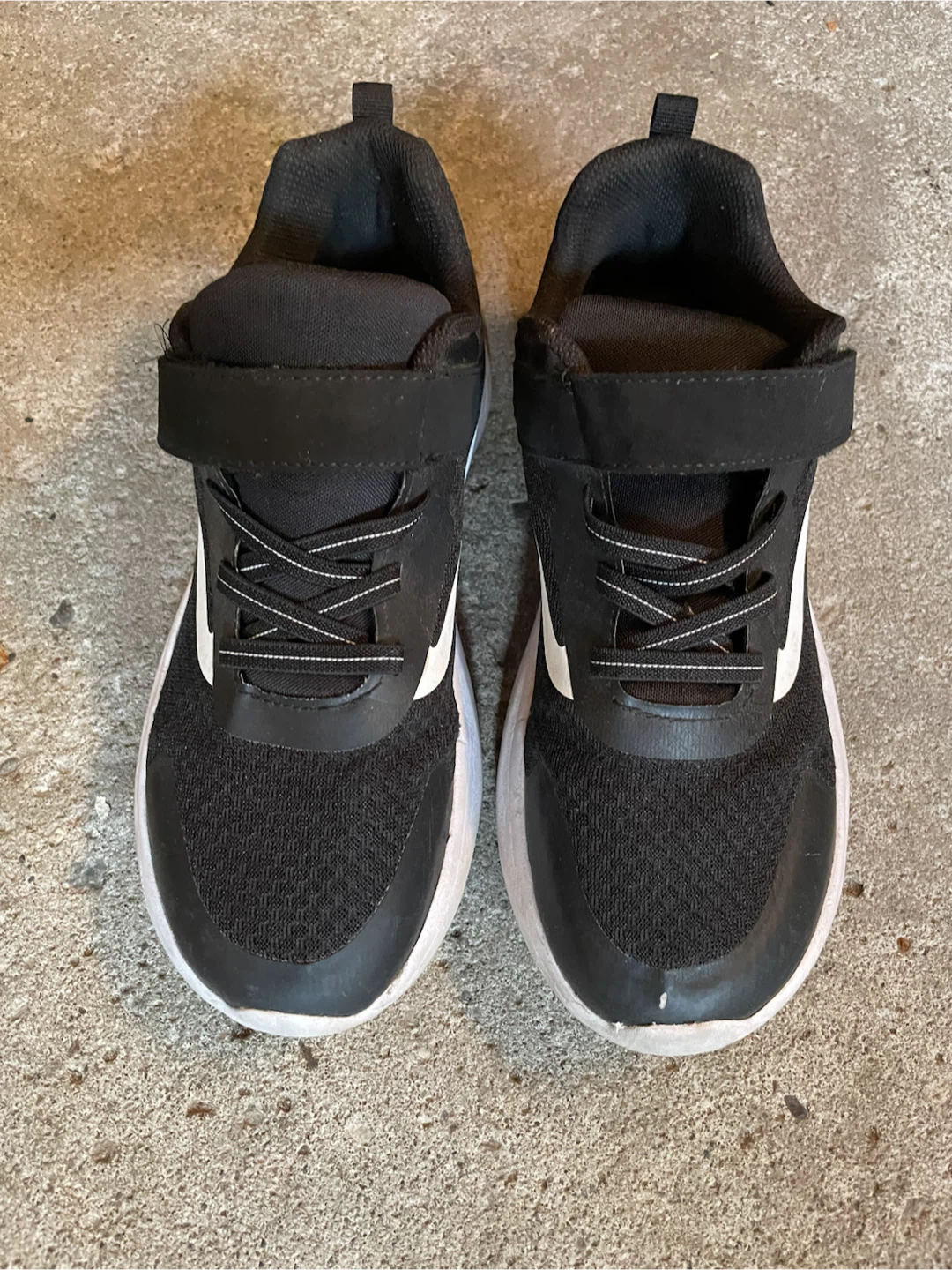 Black Sneakers
