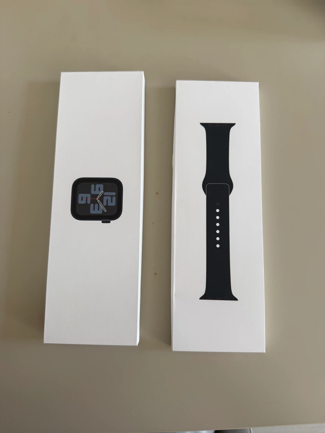 Like New! Apple Watch SE Gen 2 GPS 44mm