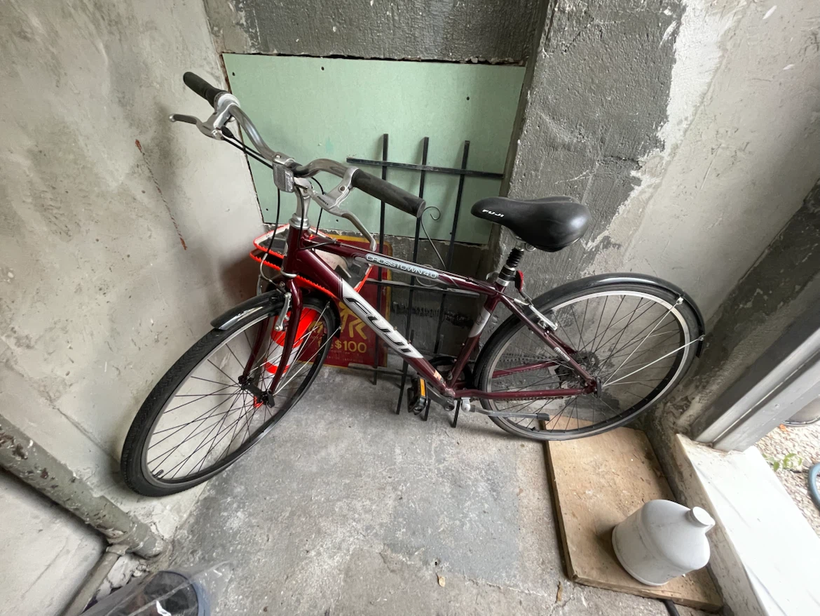 Fuji Crosstown 4.0 Hybrid/Comfort Bike