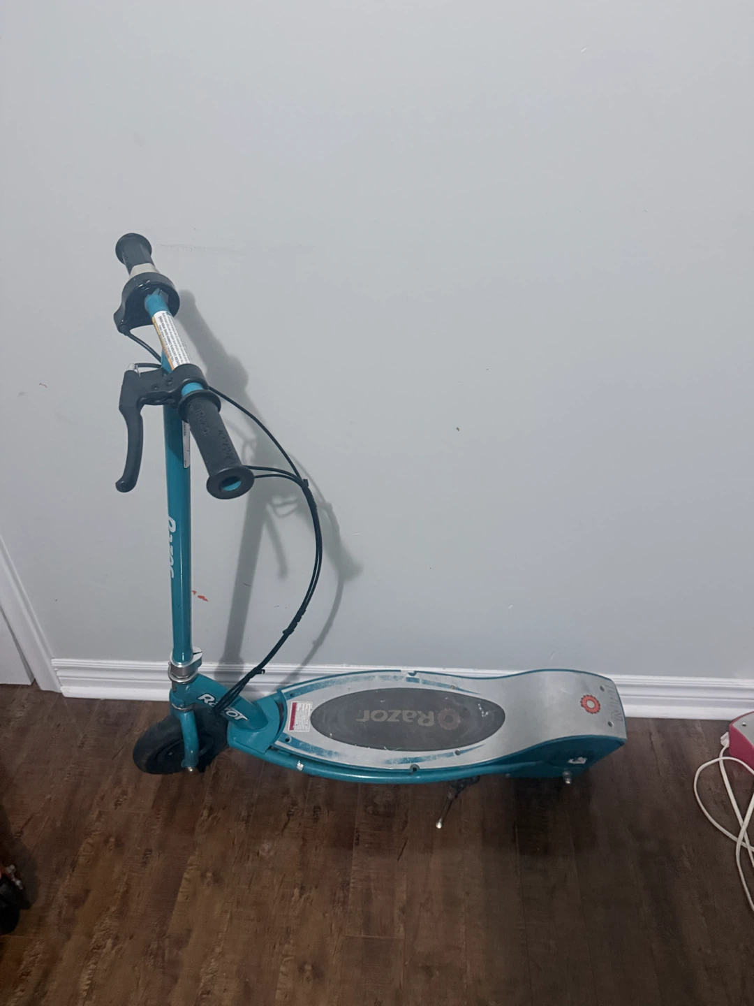 300e 30kmh  Electric Scooter