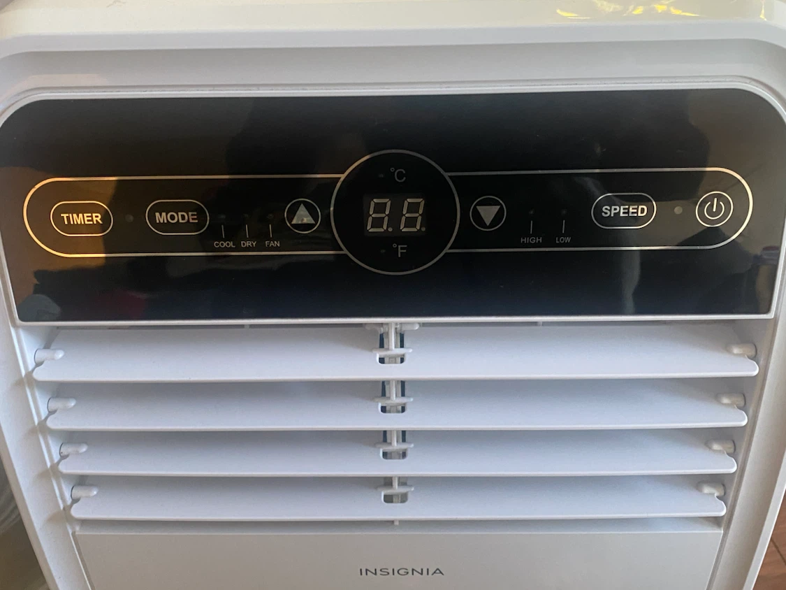 Insignia Portable Air Conditioner - photo 3