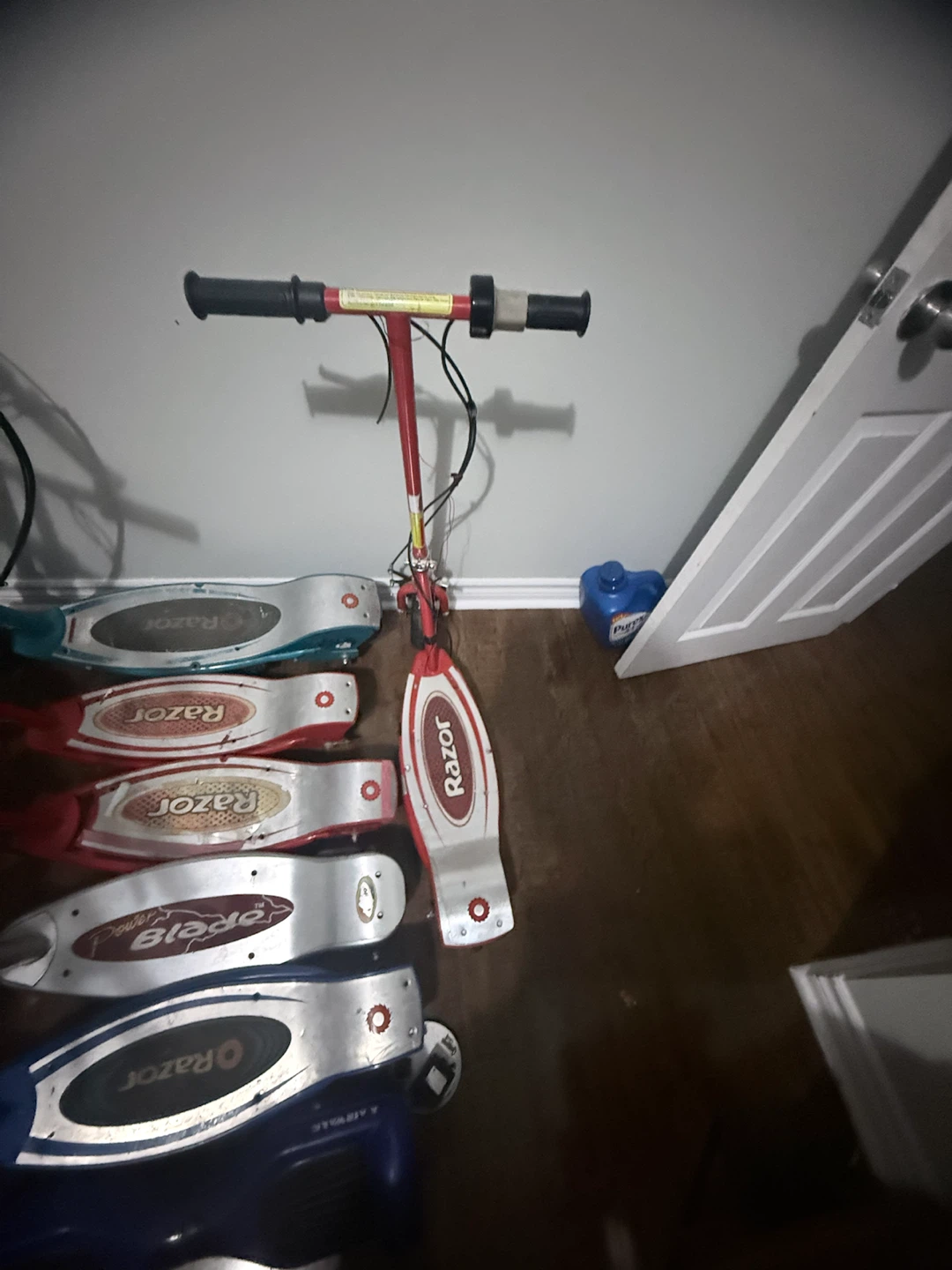 Electric Scooters and Hoverboard - photo 2
