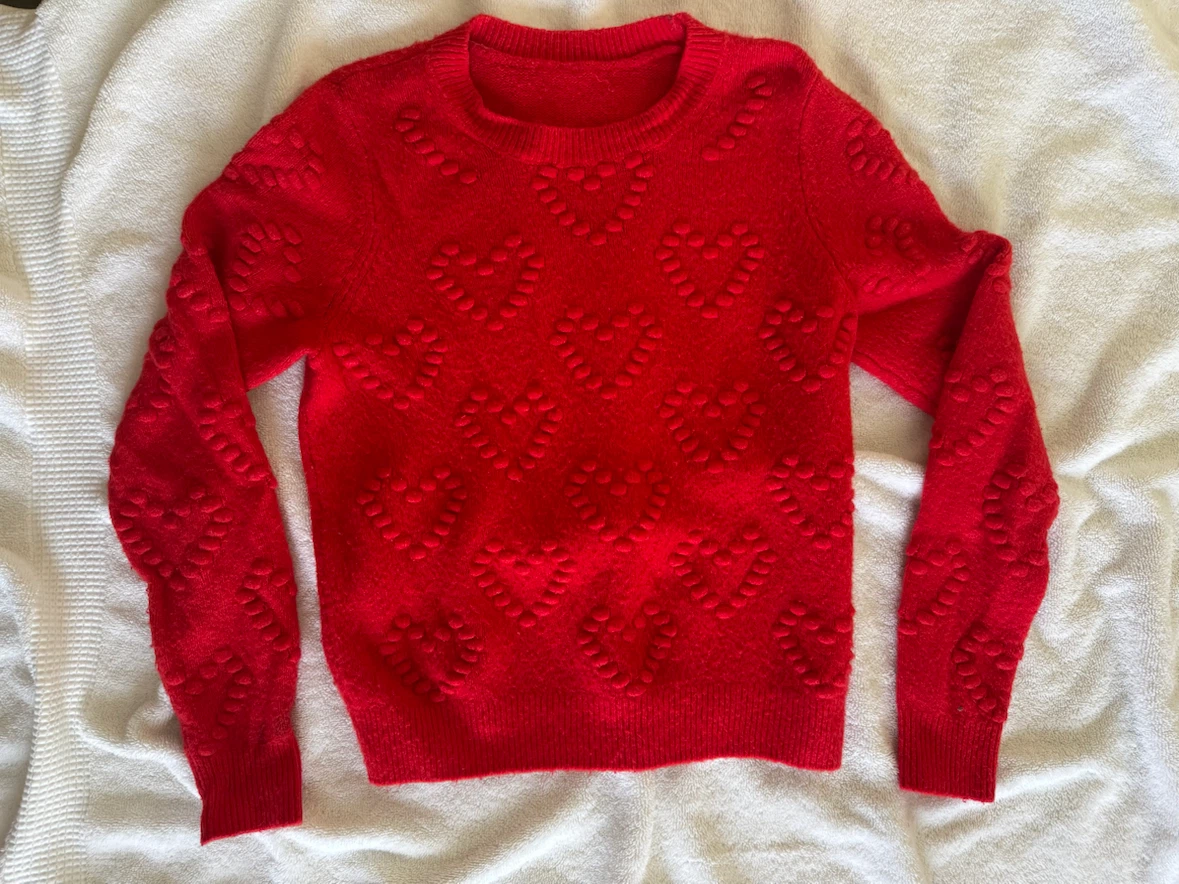 S size Red textured heart sweater
