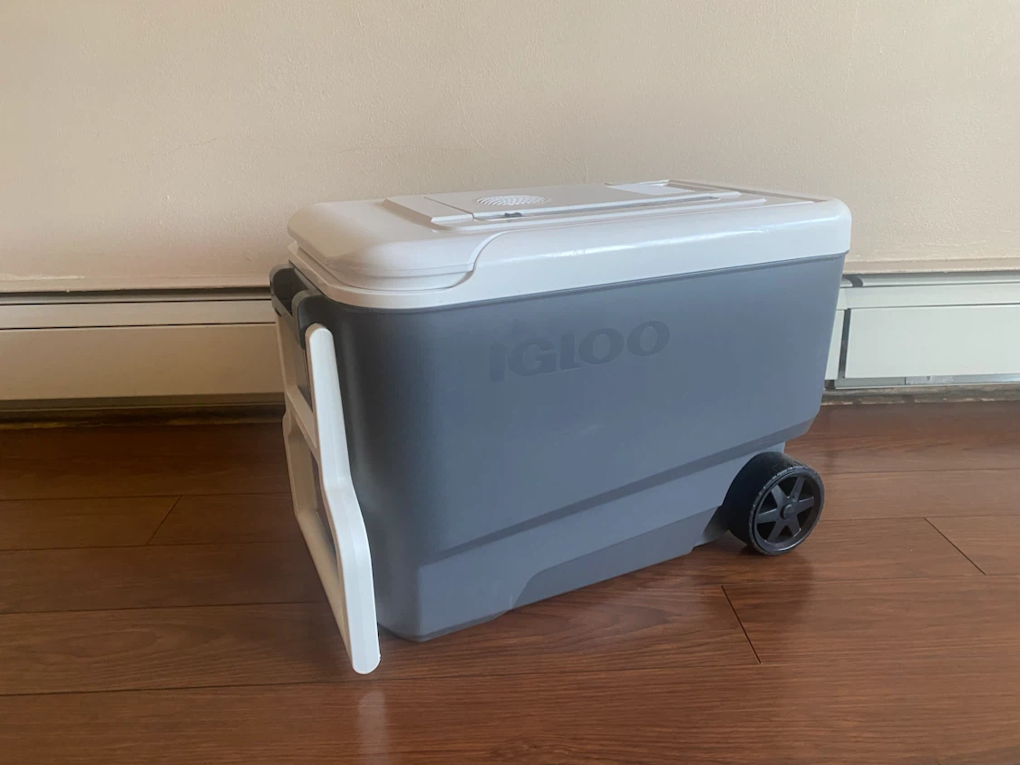 Igloo Rolling Cooler
