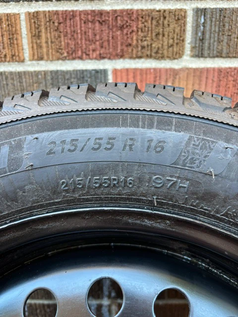 Set of 4 Michelin Winter Tires 215/55R16 - photo 2