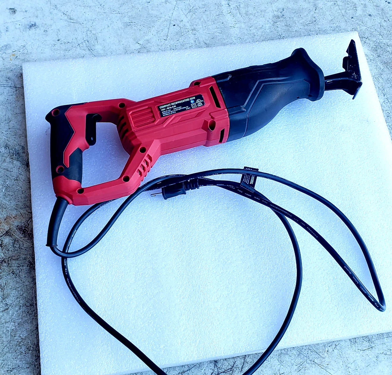 Hyper Tough 3328 Compact Reciprocating Saw
