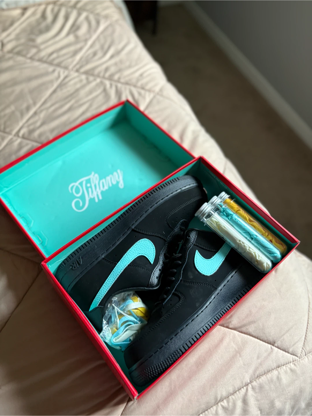 Nike x Tiffany & Co. Air Force 1 - photo 4