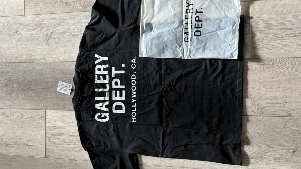 Gallery Dept. Black T-Shirt