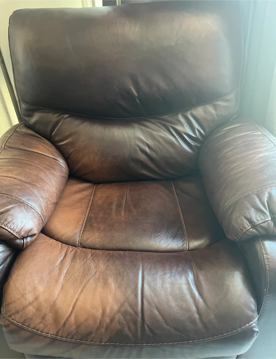 Recliner sofa