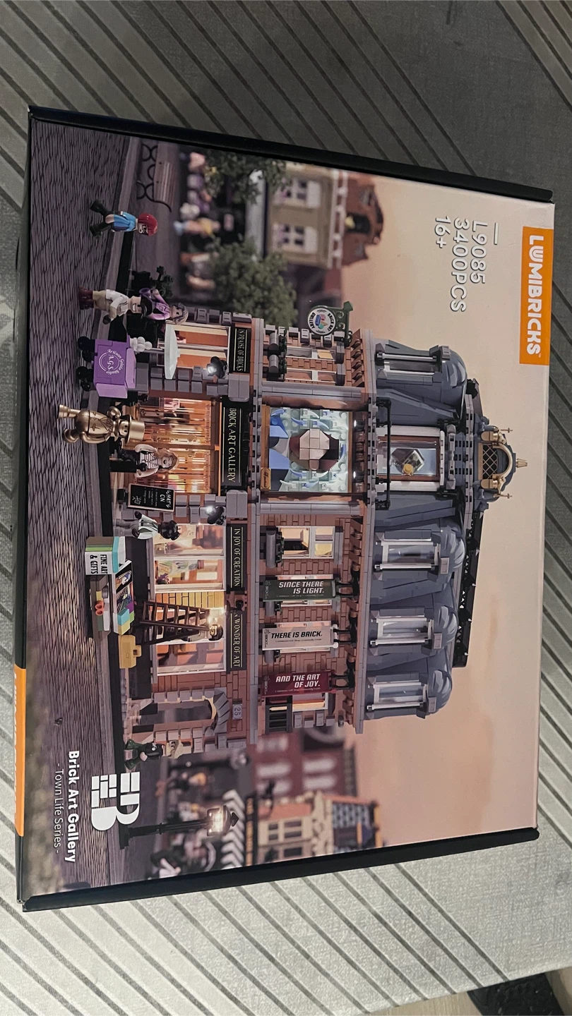 LUMIBRICKS Brick Art Gallery Building Set L9085