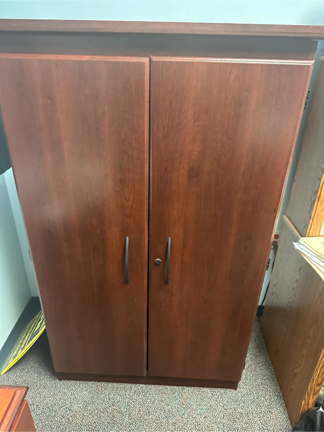 Household shelves and cabinets - photo 3