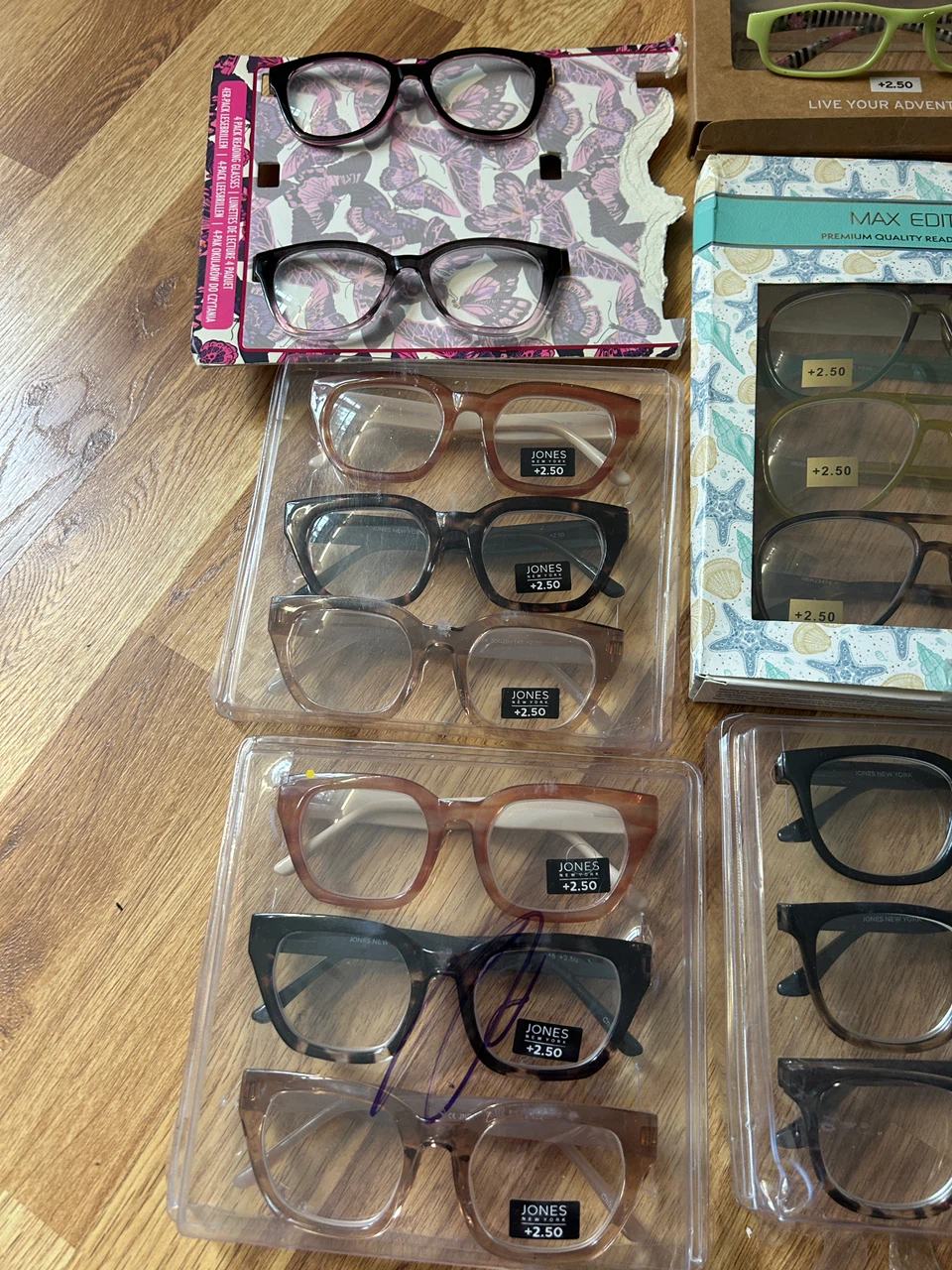 Assorted Reading Glasses Collection - photo 2
