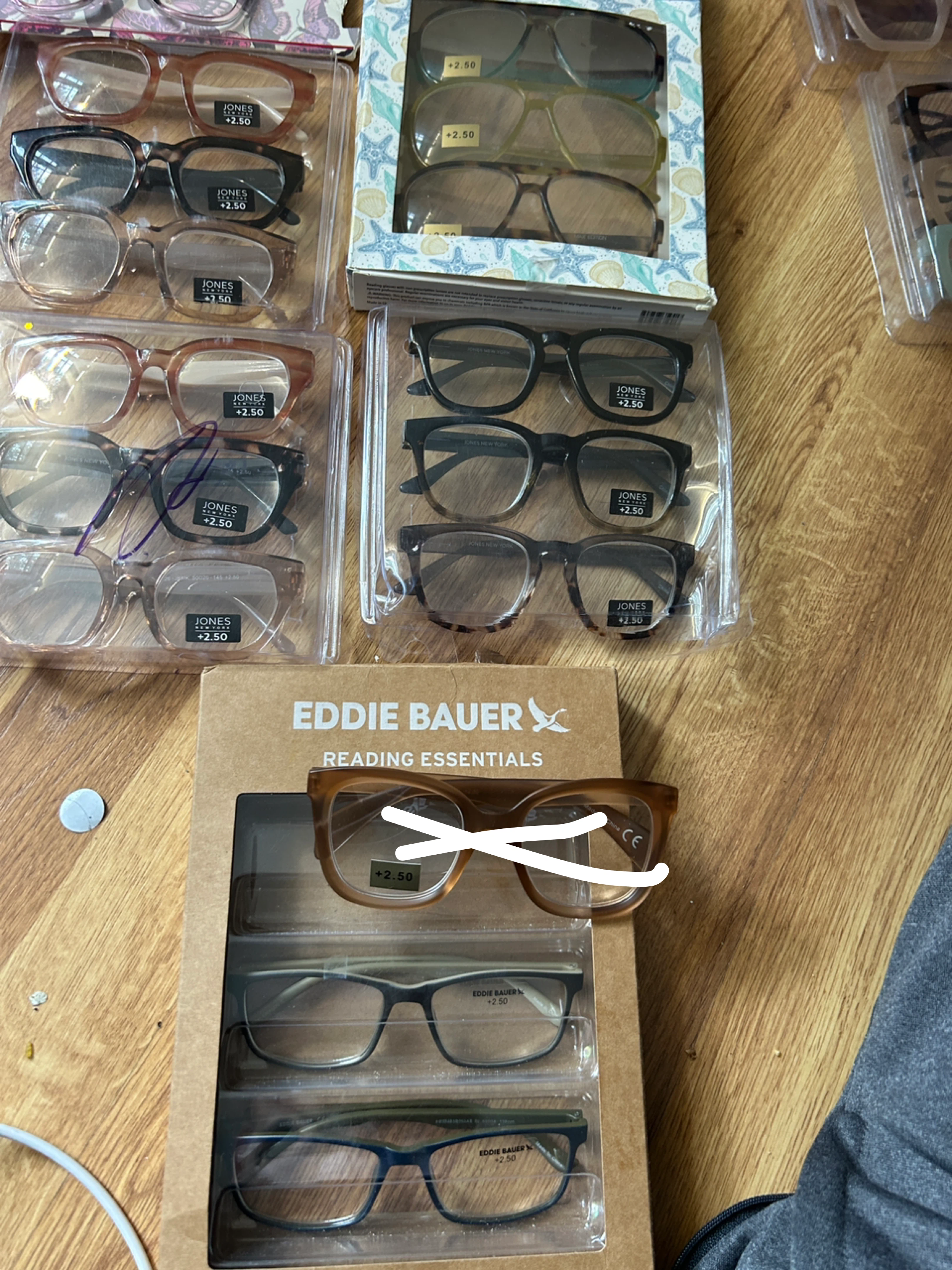 Assorted Reading Glasses Collection - photo 3
