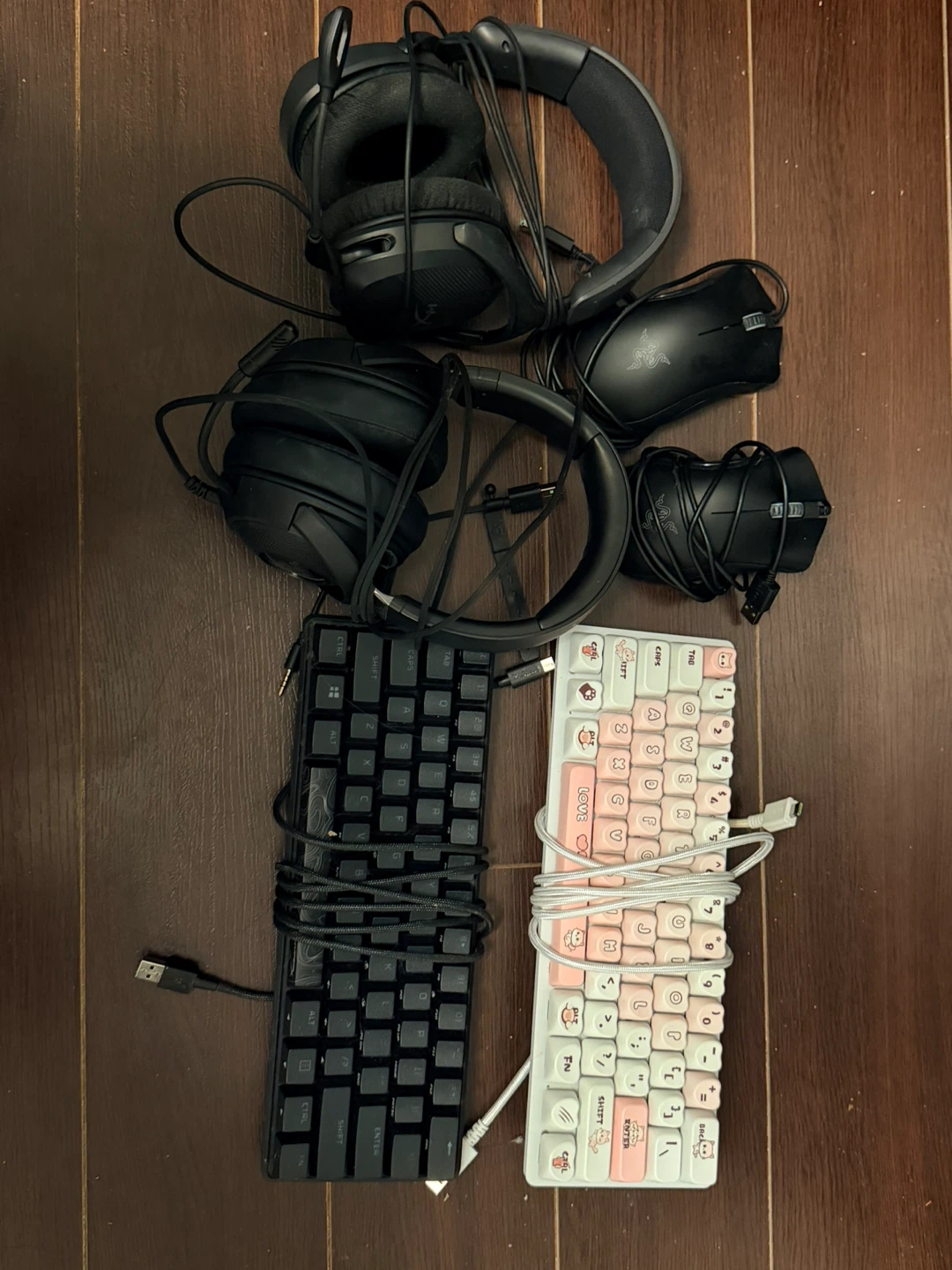 2 ppl Gaming bundle: Razer, HyperX