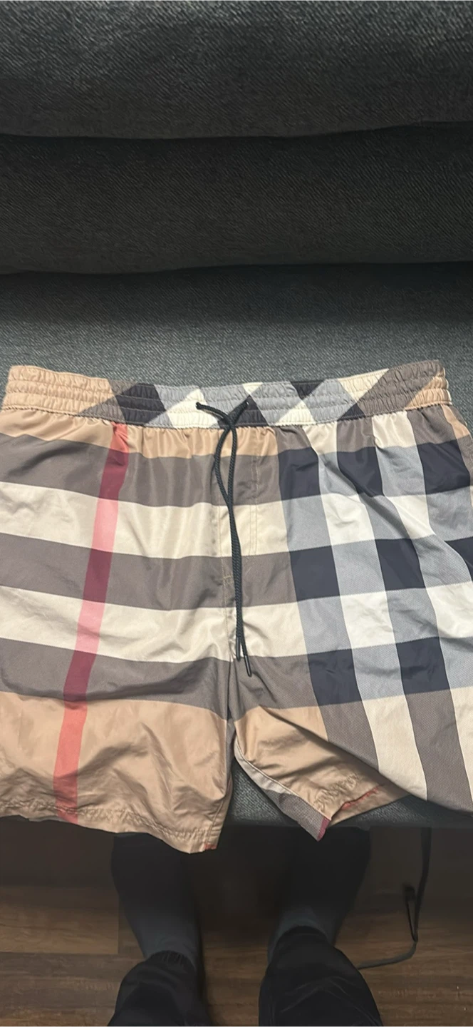 Authentic Burberry Check Swim Shorts - photo 2