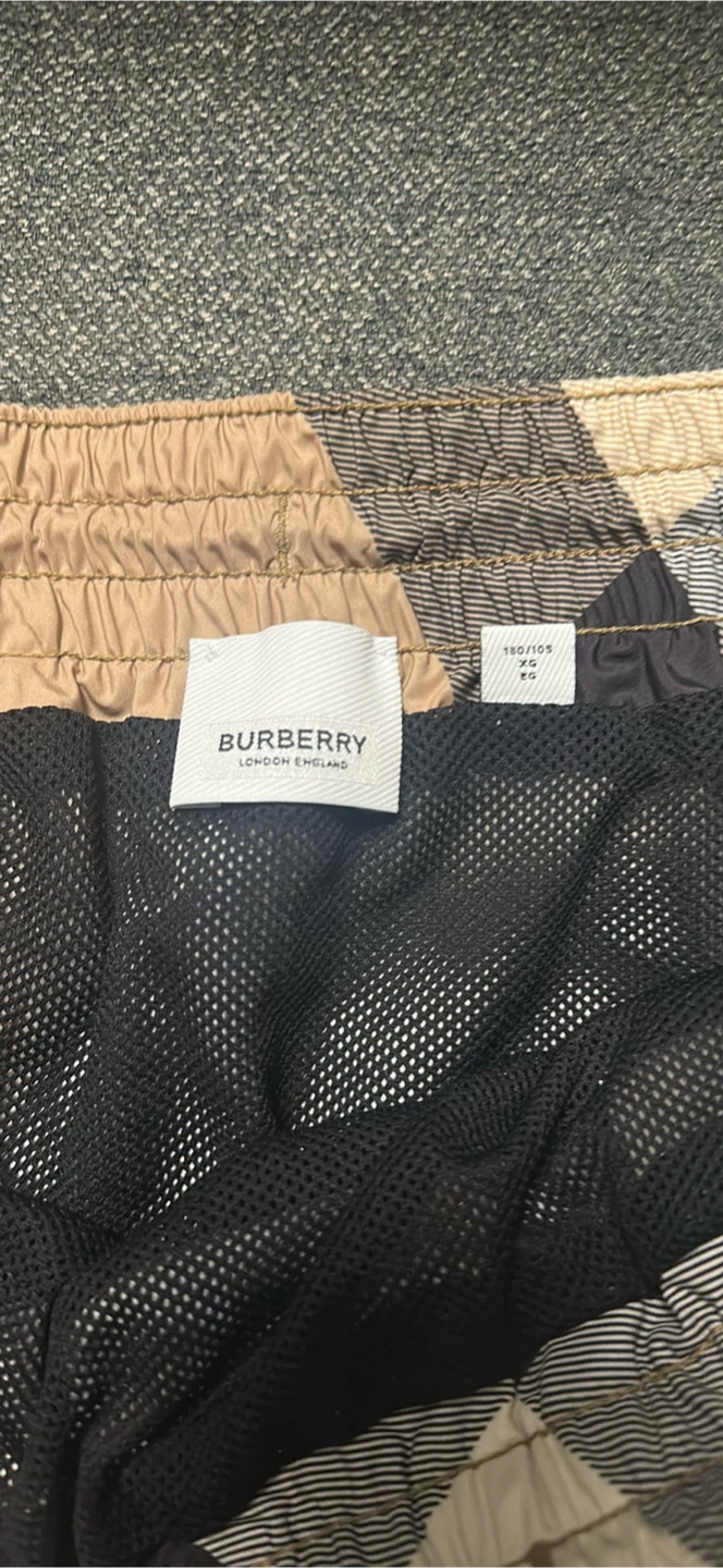 Authentic Burberry Check Swim Shorts - photo 4